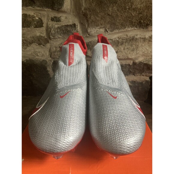 Nike Vapor Edge Elite 360 Flyknit Silver Red Football Cleats Size 14 AO8276-008 - Picture 3 of 7